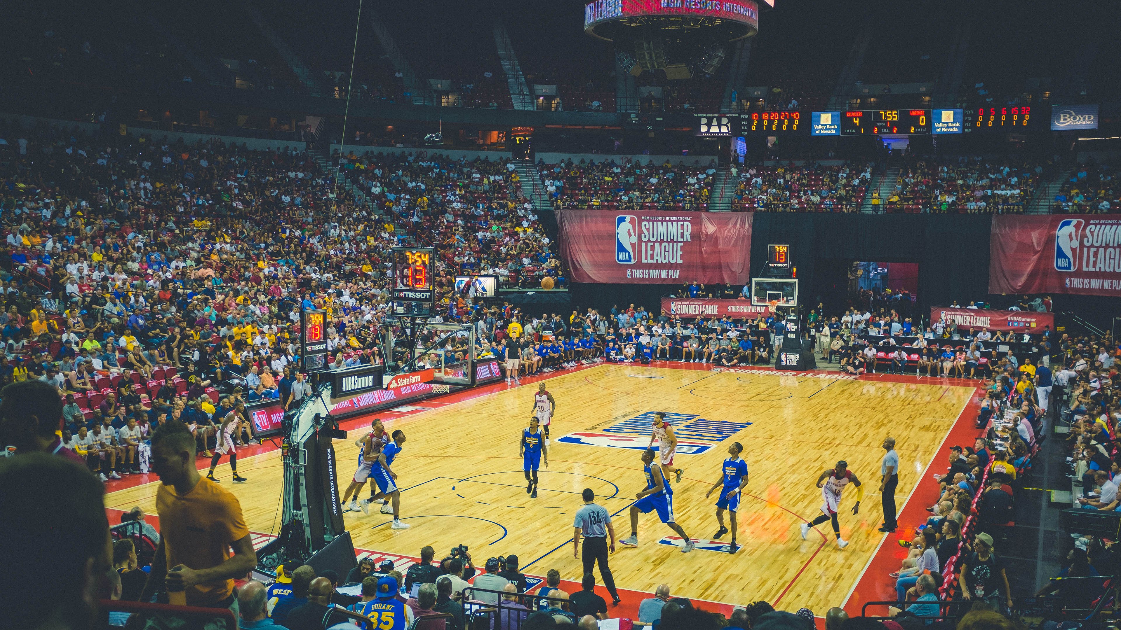 九游下载中心-跨界合作新模式,“篮球+互联网+旅游”激活多产业联动,跨界篮球中心